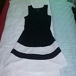 Women's 5th Love dress Black and White Size Large